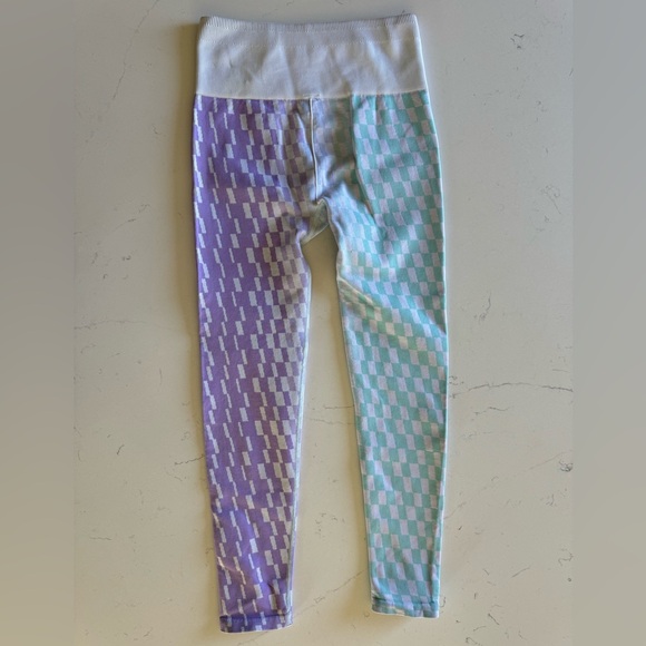 Cropped top and high waisted 7/8 legging Fabletics athletic set Small - Picture 2 of 6